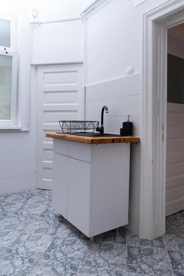 Color Aparments Coposu Blv Apartment Bucharest Exterior photo